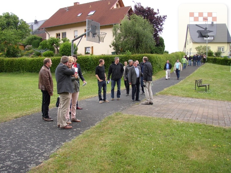 Unser Dorf hat Zukunft - Bezirkskommission begutachtet Schmißberg 23.JPG