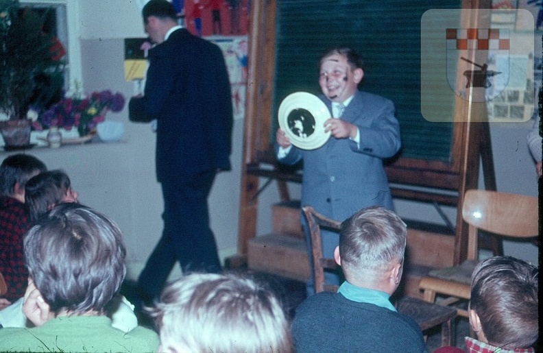 Grippenspiel im Saal Fickert um 1962 2.jpg