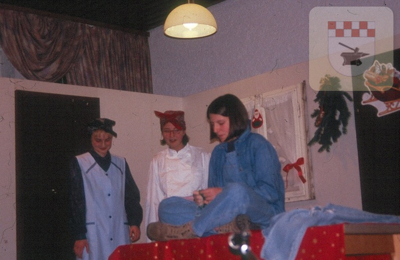 Weihnachtsfeier und Fotoausstellung im Gemeinschaftshaus 1996 9.jpg