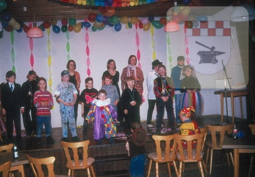 Kinderfasenacht im Schmißberger Gemeinschaftshaus 1997 3.jpg