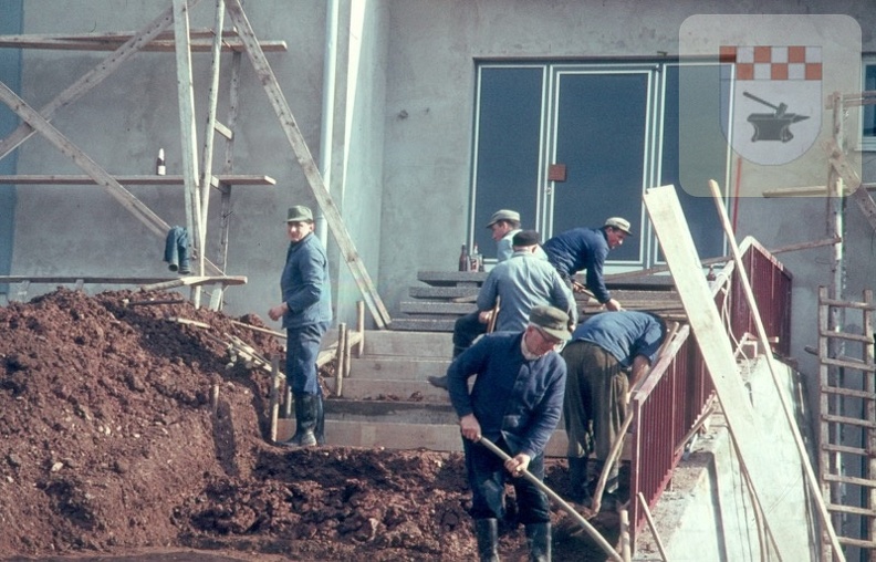 Bau des Schmißberger Gemeinschaftshaus 1966 18.jpg