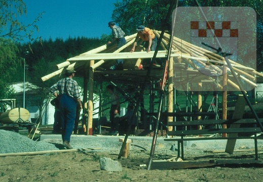 Bau der Grillhütte 1987 11.jpg