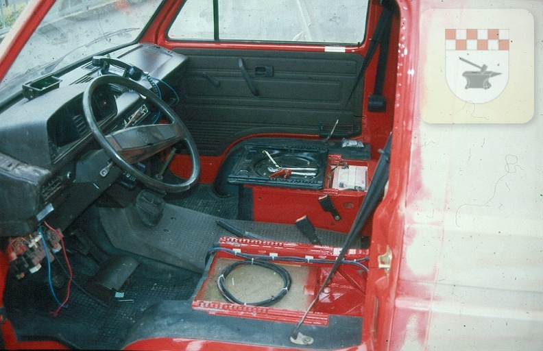 Sanierung des Schmißberger Feuerwehrautos 1993 3.jpg