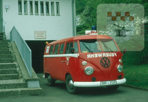 Sanierung des Schmißberger Feuerwehrautos 1993 6.jpg