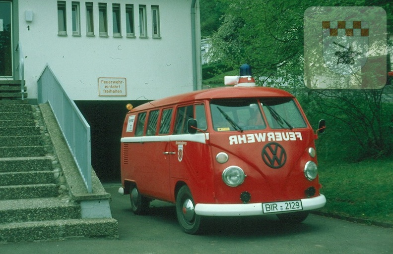 Sanierung des Schmißberger Feuerwehrautos 1993 6.jpg