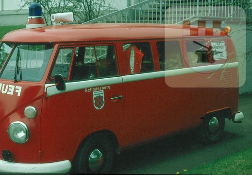 Sanierung des Schmißberger Feuerwehrautos 1993 8.jpg
