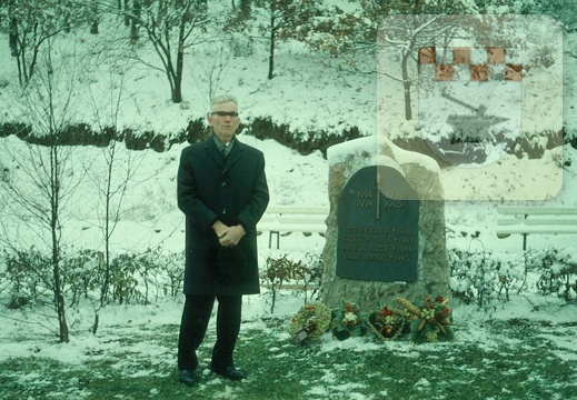 Einweihung Ehrenmal Schmißberger Friedhof 1960 6.jpg