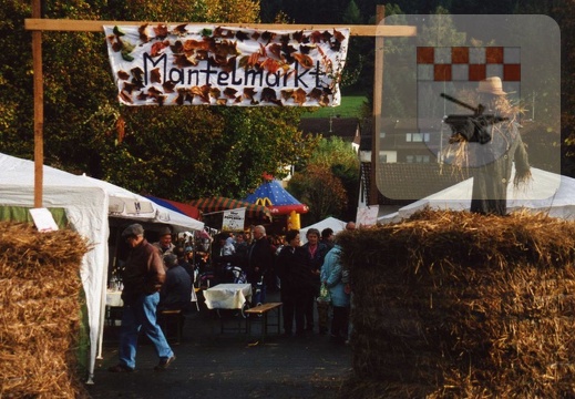 Mantelmarkt in Schmißberg 2000 12.jpg