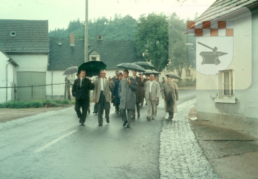 Unser Dorf hat Zukunft 1966 - Bezirkskommission begutachtet Schmißberg 4.jpg