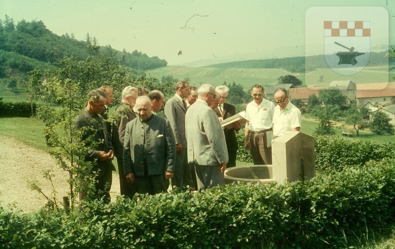 Unser Dorf hat Zukunft 1966 - Kreiskommission begutachtet Schmißberg 6.jpg