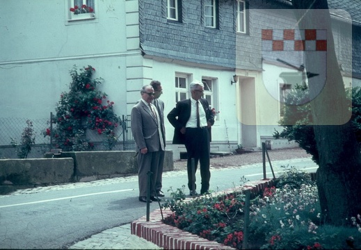 Unser Dorf hat Zukunft 1967 - Bezirkskommission begutachtet Schmißberg 5.jpg