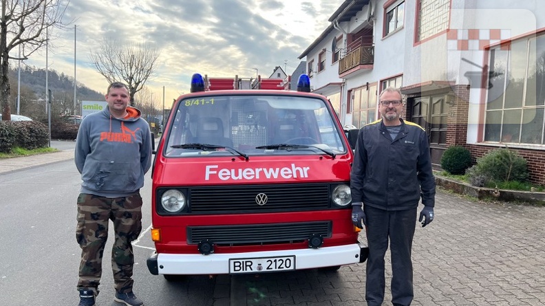 Feuerwehrauto der Freiwilligen Feuerwehr Schmißberg 2023 1.jpg