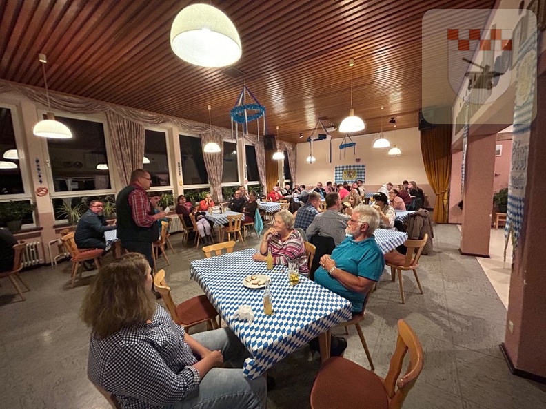 Haxenfest 2024 - Ende der Durststrecke - Schmißberg feiert wieder Haxenfest 9.jpg